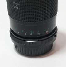 Load image into Gallery viewer, Vivitar 70-210mm 4.5-5.6 MC Macro Focusing Zoom Lens PK-A/R
