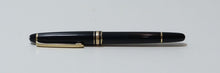 Load image into Gallery viewer, Montblanc Meisterstuck Gold Coated Fountain Pen 4810 14K 585 (Germany)
