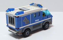 Load image into Gallery viewer, LEGO City Police Dog Van 4441 with Instructions
