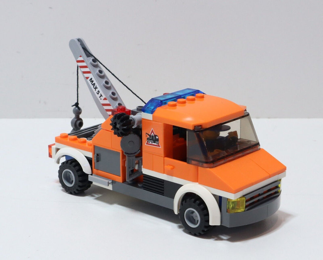 LEGO City Tow Truck 7638 with Instructions